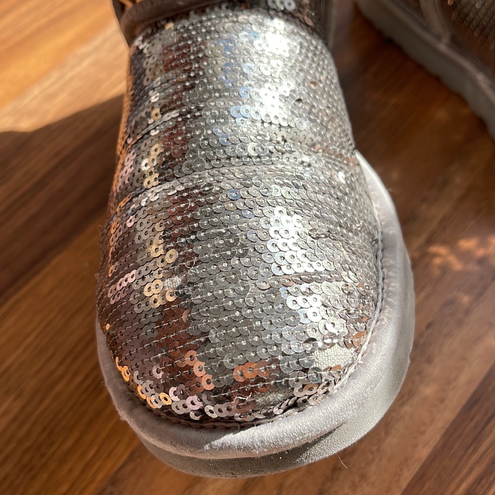 Sequenced Uggs - image 7